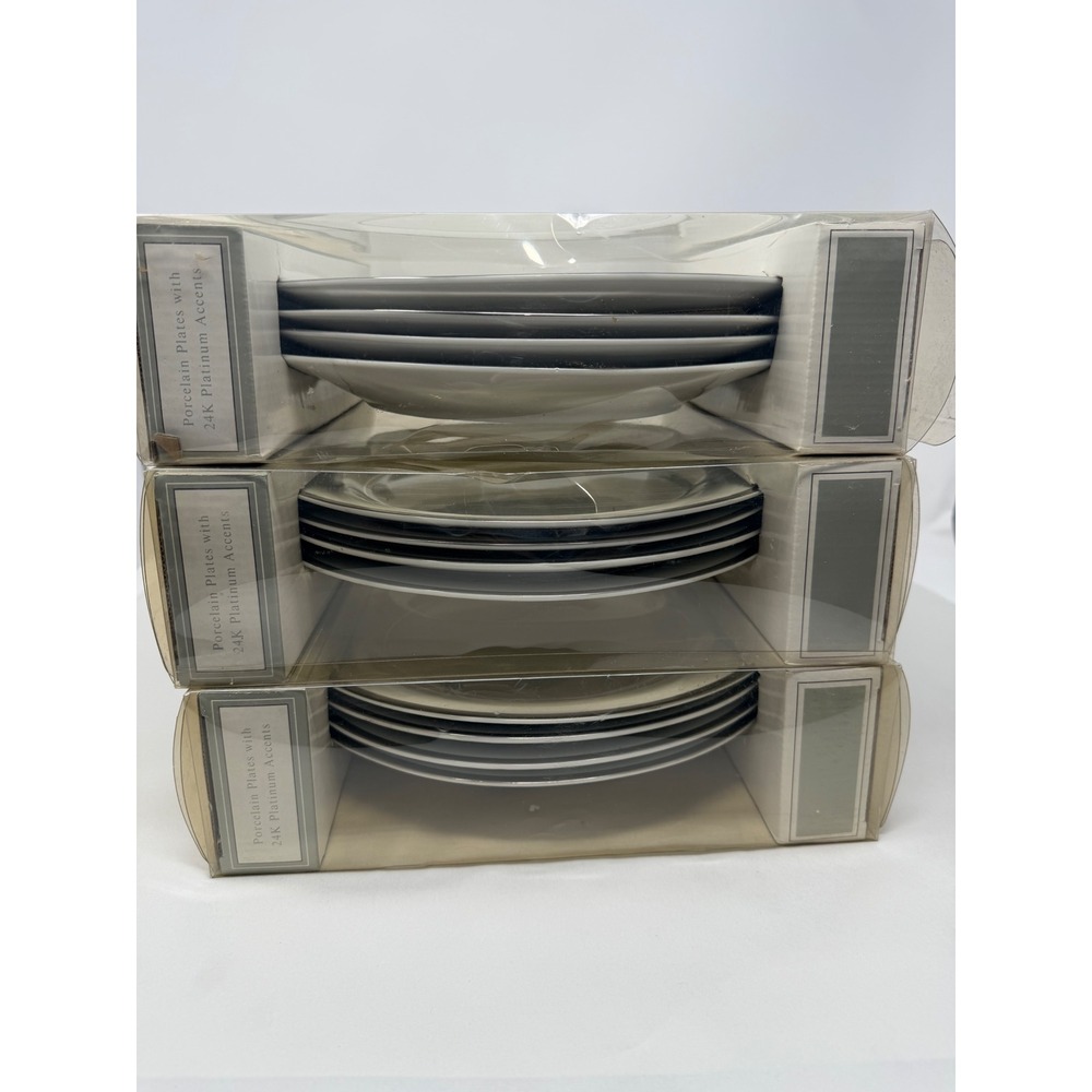 Bed Bath & Beyond Platinum Holiday Porcelain Dinner Plates 24K Platinum Set of 4
